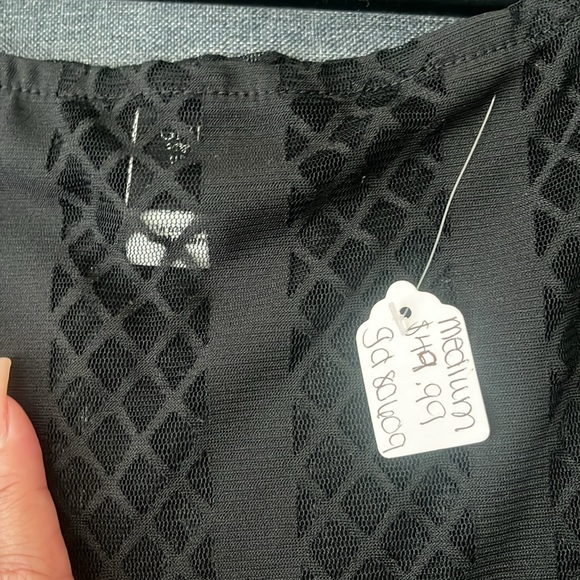 Long mesh unique sleeve club dress🖤 - Picture 2 of 4